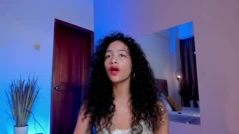 Snapshot of antonellahall_ chatting on May 2026 06:37:01 PM AntonellaHall online show from May 2026 06:37:01 PM