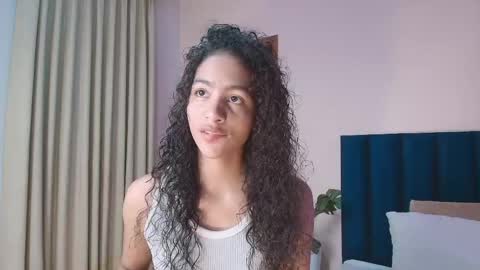 Snapshot of antonellahall_ chatting on June 2026 01:00:01 AM AntonellaHall online show from June 2026 01:00:01 AM