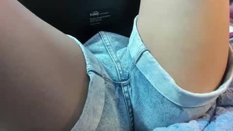 Snapshot of antonellakling_ chatting on December 2025 11:39:02 AM ANTONELLA online show from December 2025 11:39:02 AM