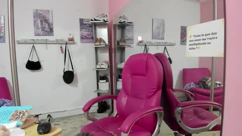 Snapshot of antonellakling_ chatting on March 2026 11:14:01 AM ANTONELLA online show from March 2026 11:14:01 AM