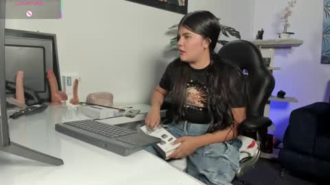 Antonella  online show from April 2026 07:36:01 PM