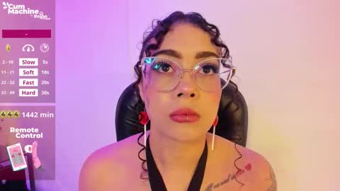 A N T O N E L L E  online show from September 2025 11:31:02 AM