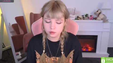 Snapshot of antonia_ferrero chatting on October 2025 09:08:01 AM antonia_ferrero online show from October 2025 09:08:01 AM