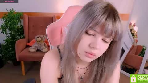 Snapshot of antonia_ferrero chatting on November 2025 04:40:01 PM antonia_ferrero online show from November 2025 04:40:01 PM