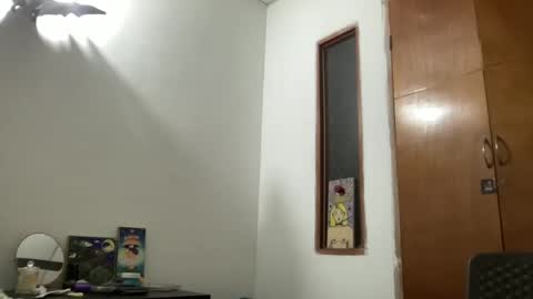 Snapshot of antoniabloom chatting on February 2025 01:23:02 AM Antonia online show from February 2025 01:23:02 AM