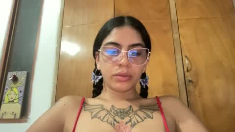 Snapshot of antoniabloom chatting on February 2025 10:50:01 PM Antonia online show from February 2025 10:50:01 PM