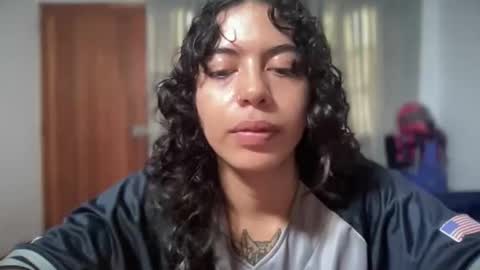 Snapshot of antoniabloom chatting on November 2025 03:02:01 PM Antonia online show from November 2025 03:02:01 PM