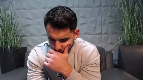 Snapshot of antoniovalentinidiamond chatting on January 2025 08:03:02 PM HI My name is Antonio online show from January 2025 08:03:02 PM