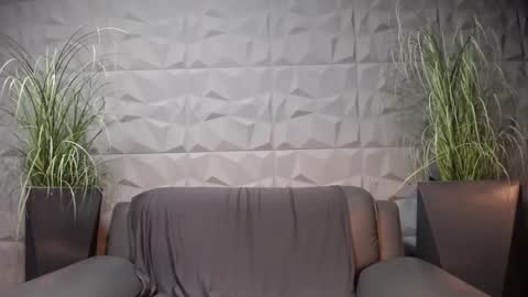 Snapshot of antoniovalentinidiamond chatting on January 2025 11:18:01 PM HI My name is Antonio online show from January 2025 11:18:01 PM