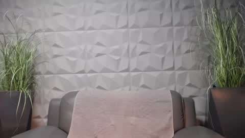 Snapshot of antoniovalentinidiamond chatting on February 2025 08:05:02 PM HI My name is Antonio online show from February 2025 08:05:02 PM