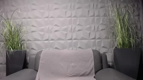 Snapshot of antoniovalentinidiamond chatting on March 2025 09:01:01 PM HI My name is Antonio online show from March 2025 09:01:01 PM