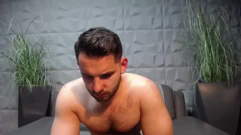 Snapshot of antoniovalentinidiamond chatting on March 2025 08:05:01 PM HI My name is Antonio online show from March 2025 08:05:01 PM