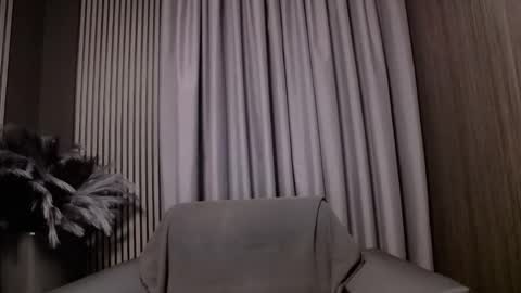 Snapshot of antoniovalentinidiamond chatting on October 2025 07:01:02 PM HI My name is Antonio online show from October 2025 07:01:02 PM