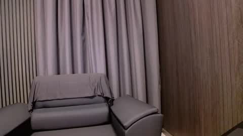 Snapshot of antoniovalentinidiamond chatting on October 2025 07:02:01 PM HI My name is Antonio online show from October 2025 07:02:01 PM