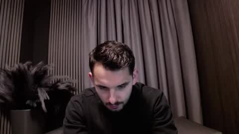 Snapshot of antoniovalentinidiamond chatting on November 2025 07:58:02 PM HI My name is Antonio online show from November 2025 07:58:02 PM