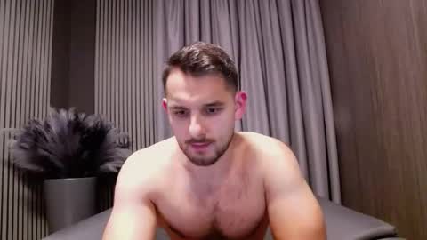 Snapshot of antoniovalentinidiamond chatting on November 2025 08:09:01 PM HI My name is Antonio online show from November 2025 08:09:01 PM