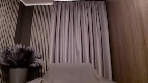 Snapshot of antoniovalentinidiamond chatting on November 2025 08:00:01 PM HI My name is Antonio online show from November 2025 08:00:01 PM