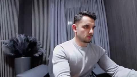 Snapshot of antoniovalentinidiamond chatting on January 2026 08:01:02 PM HI My name is Antonio online show from January 2026 08:01:02 PM