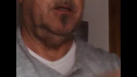 Snapshot of antonioxx454 chatting on March 2026 08:41:02 PM AntonioyJesy online show from March 2026 08:41:02 PM