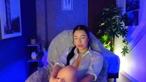 Snapshot of antonnellae chatting on April 2026 06:06:01 AM Antonella online show from April 2026 06:06:01 AM