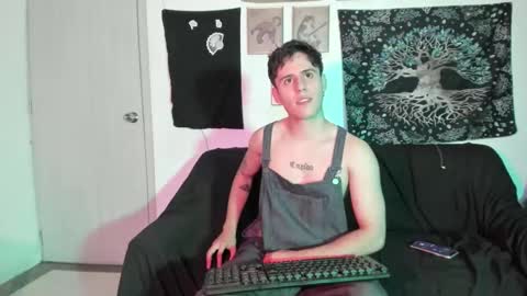 Snapshot of antonnello_ chatting on February 2025 12:30:01 AM antonnello_ online show from February 2025 12:30:01 AM