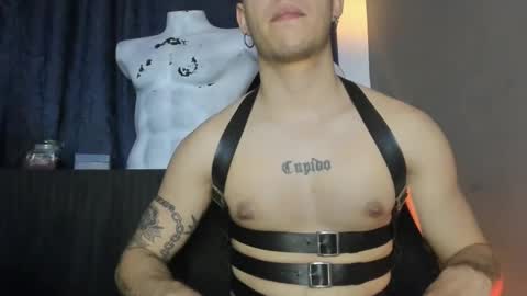 Snapshot of antonnello_ chatting on September 2025 12:23:02 AM antonnello_ online show from September 2025 12:23:02 AM