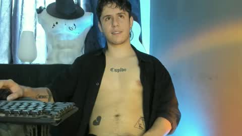 Snapshot of antonnello_ chatting on October 2025 05:22:01 PM antonnello_ online show from October 2025 05:22:01 PM