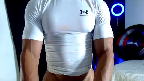 Instagram miguelangel1802  online show from October 2025 05:34:02 PM