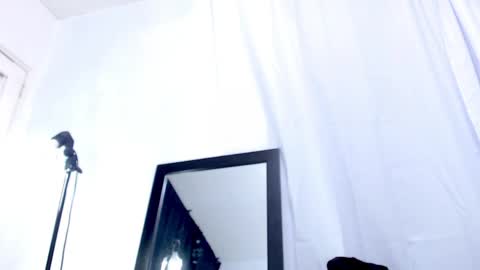 Instagram miguelangel1802  online show from April 2026 09:20:02 PM