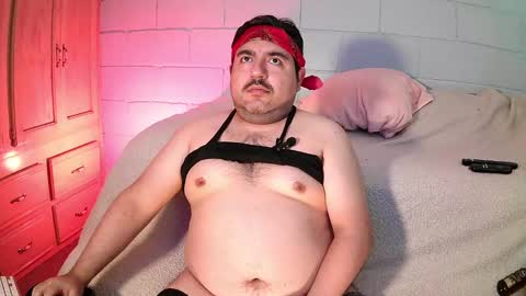 AnuarFox online show from September 2025 09:57:02 AM