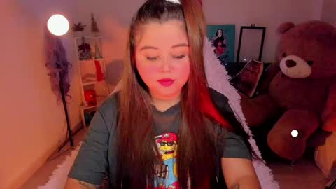   Independent model  online show from December 2024 11:13:02 PM