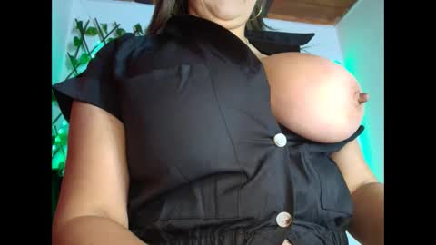 any mour online show from September 2025 05:05:02 PM