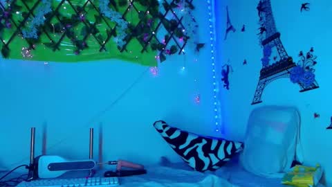 Snapshot of any_mour chatting on March 2026 05:50:02 PM any mour online show from March 2026 05:50:02 PM