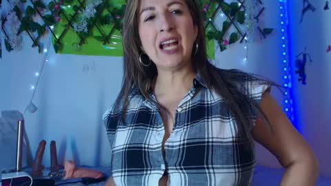 Snapshot of any_mour chatting on April 2026 05:02:01 PM any mour online show from April 2026 05:02:01 PM