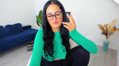 Snapshot of anya_evy chatting on April 2026 05:04:02 AM Anya online show from April 2026 05:04:02 AM