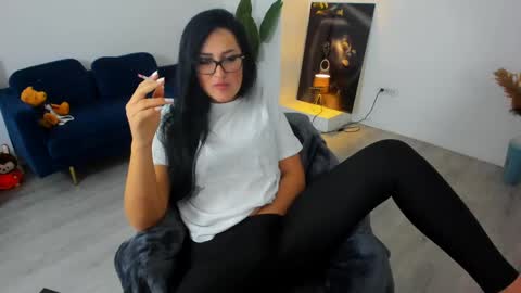 Snapshot of anya_evy chatting on April 2026 04:48:02 AM Anya online show from April 2026 04:48:02 AM