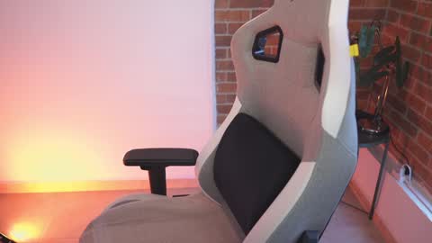 anya online show from February 2025 02:53:02 PM