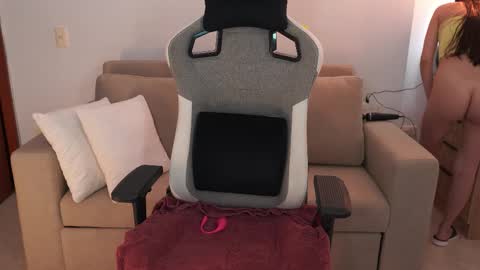 anya online show from March 2026 08:03:01 PM