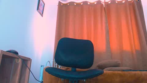 angel online show from February 2025 04:44:01 PM