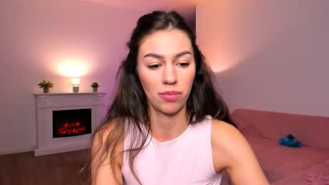 Anysa Smith online show from February 2026 07:51:01 AM