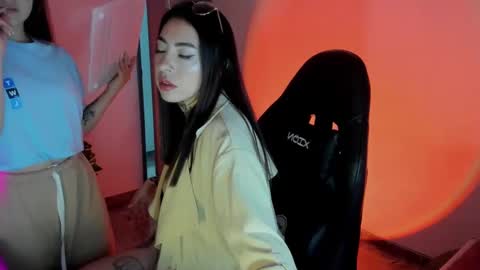 Any online show from September 2025 12:10:02 AM