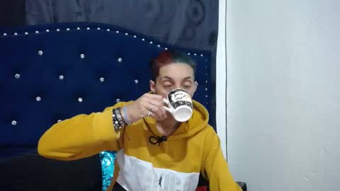 Snapshot of anyu_1306 chatting on February 2025 03:04:01 AM anyu online show from February 2025 03:04:01 AM