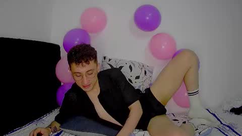 aogut17 online show from June 2026 03:25:01 AM