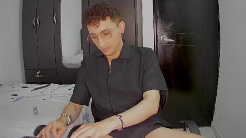 aogut17 online show from June 2026 12:44:02 AM