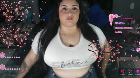 Snapshot of aome_higurashi_ chatting on April 2026 06:05:02 AM SOFIA online show from April 2026 06:05:02 AM