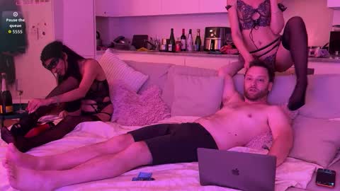 Snapshot of ap_couple chatting on January 2026 02:13:01 AM ap_couple online show from January 2026 02:13:01 AM