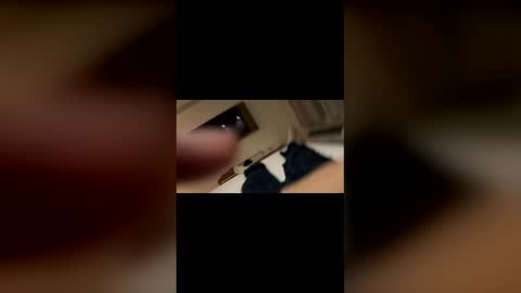 Snapshot of apachewithawebcam chatting on January 2026 09:36:01 AM ApacheWithWebcam online show from January 2026 09:36:01 AM