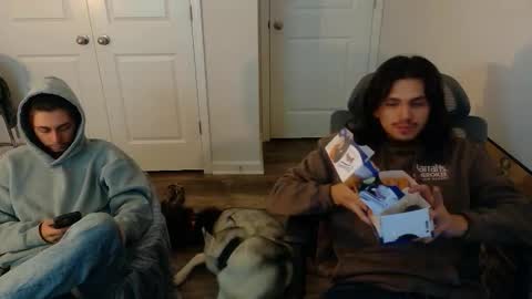 Snapshot of apachewithawebcam chatting on January 2026 07:17:01 PM ApacheWithWebcam online show from January 2026 07:17:01 PM