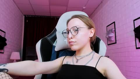 Snapshot of aphexqueen chatting on January 2025 07:38:01 PM APHEX QUEEN online show from January 2025 07:38:01 PM