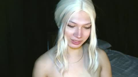 Roman Goddess online show from December 2024 01:31:02 AM